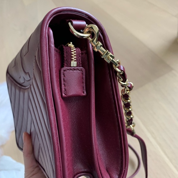 NWT TORY BURCH Alexa Combo Crossbody Chain Strap - Imperial Garnet $428 - Picture 7 of 9